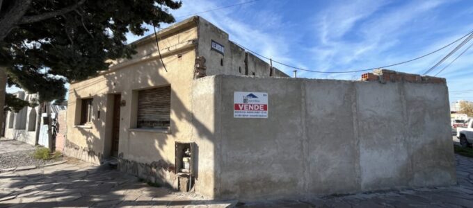 Casa en venta, Alejandro Maíz esq. Manuel Quintana, Rawson