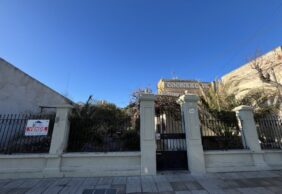 Casona antigua en venta, Hipólito Yrigoyen 65, Rawson