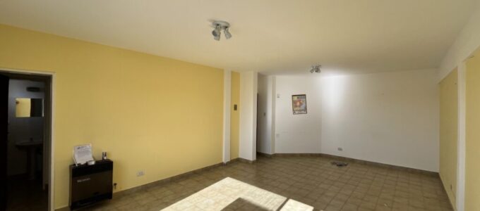 Oficina en alquiler, Av. San Martín Nº 270, 2do piso, Rawson